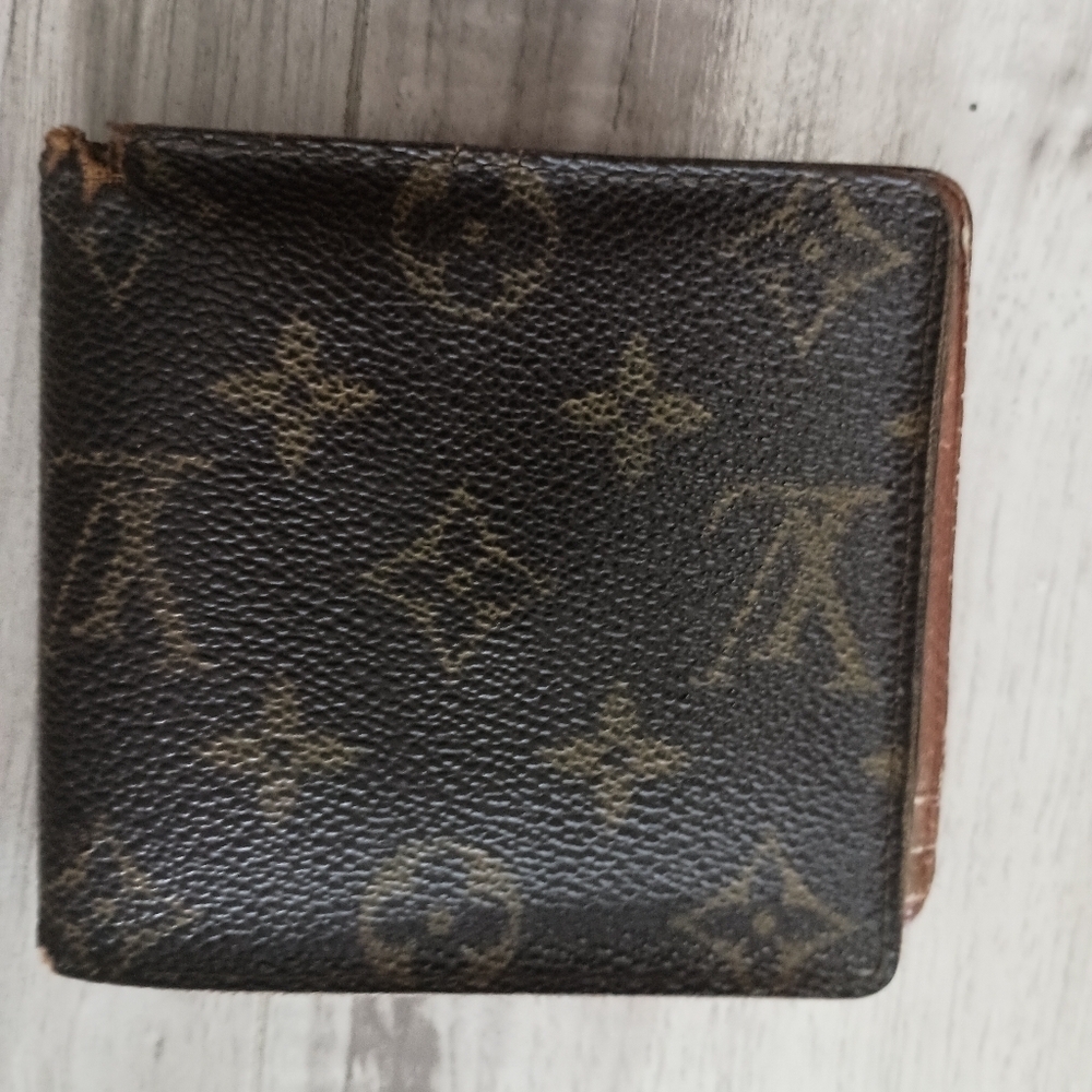 Louis Vuitton Monogram Bifold Wallet Men’s Authentic - Picture 4 of 11